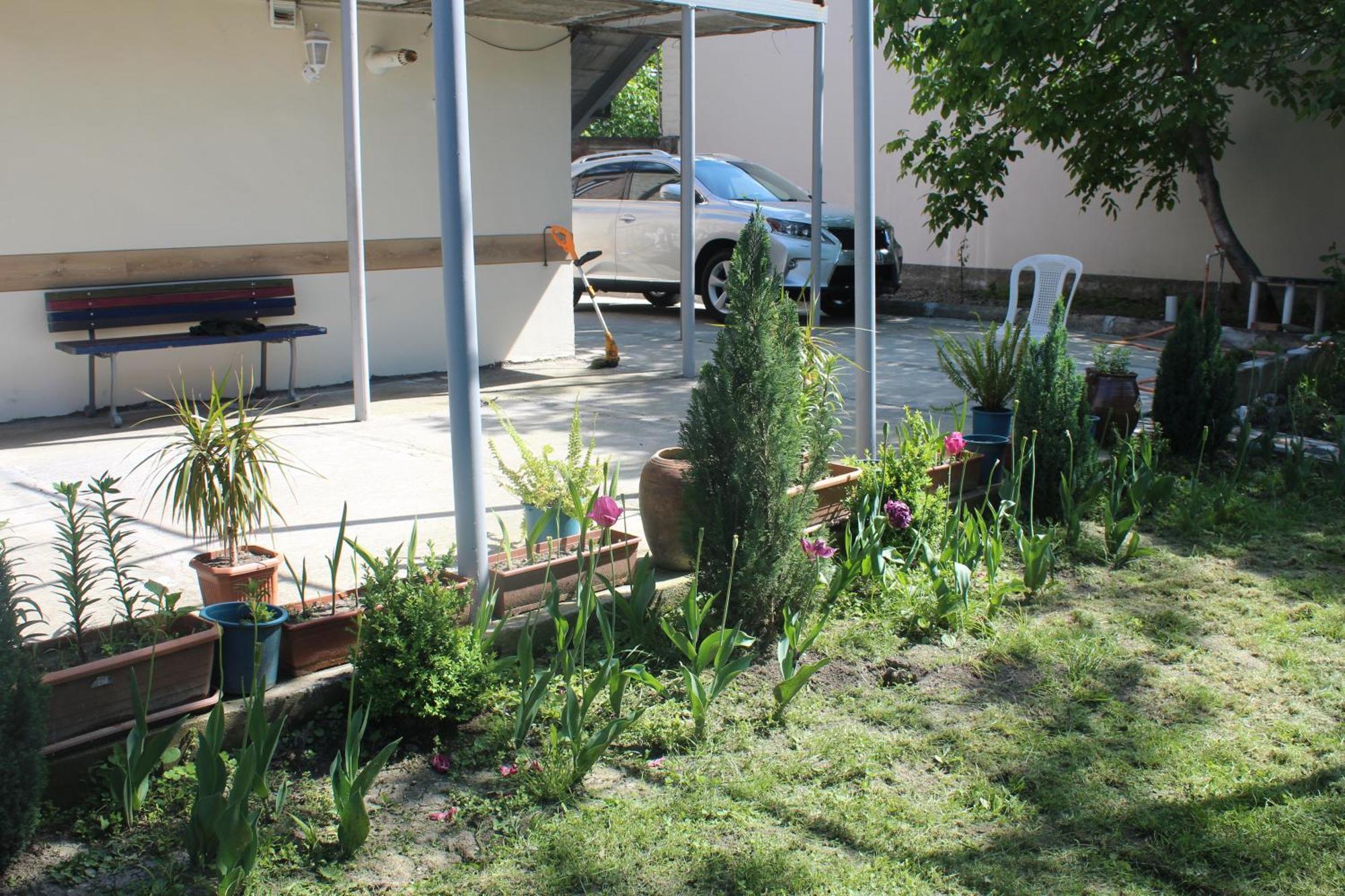 גורי Guesthouse Levani מראה חיצוני תמונה