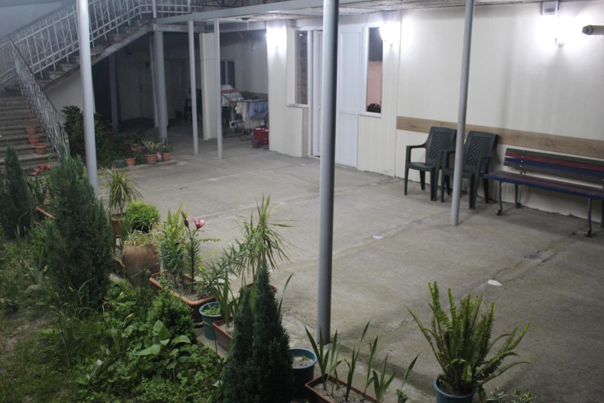 גורי Guesthouse Levani מראה חיצוני תמונה